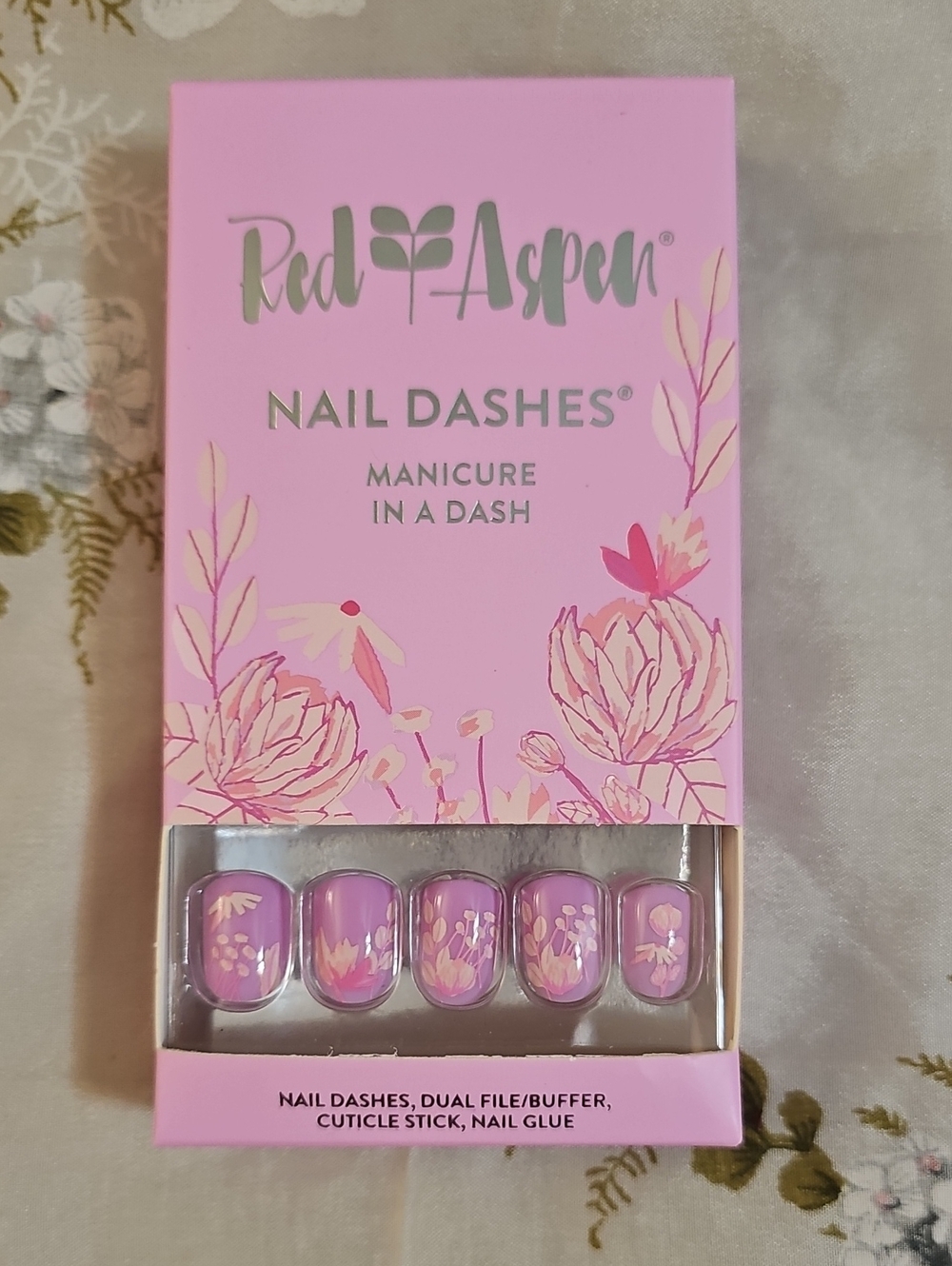 Red Aspen Pink Floral Nail Dashes - Press-On Manicure